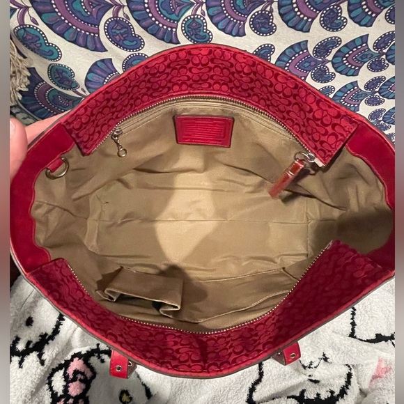 Coach east west gallery tote in gorgeous red - Picture 10 of 10